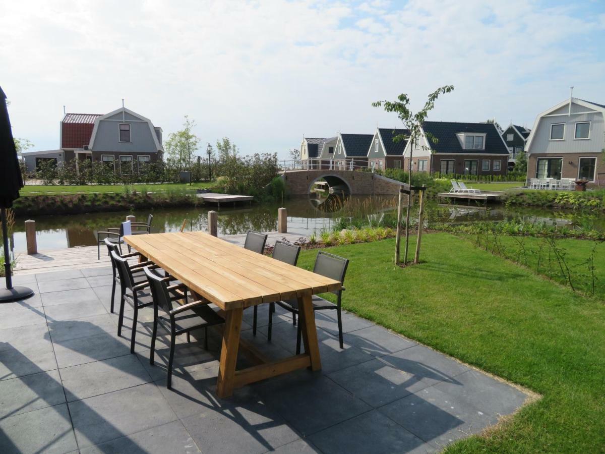 Luxurious Water Villa Uitdam Exterior foto